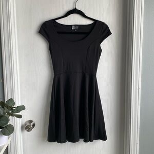 Black Vibe Sportswear Skater Dress